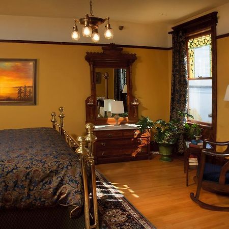 Old Rittenhouse Inn Бейфилд Экстерьер фото