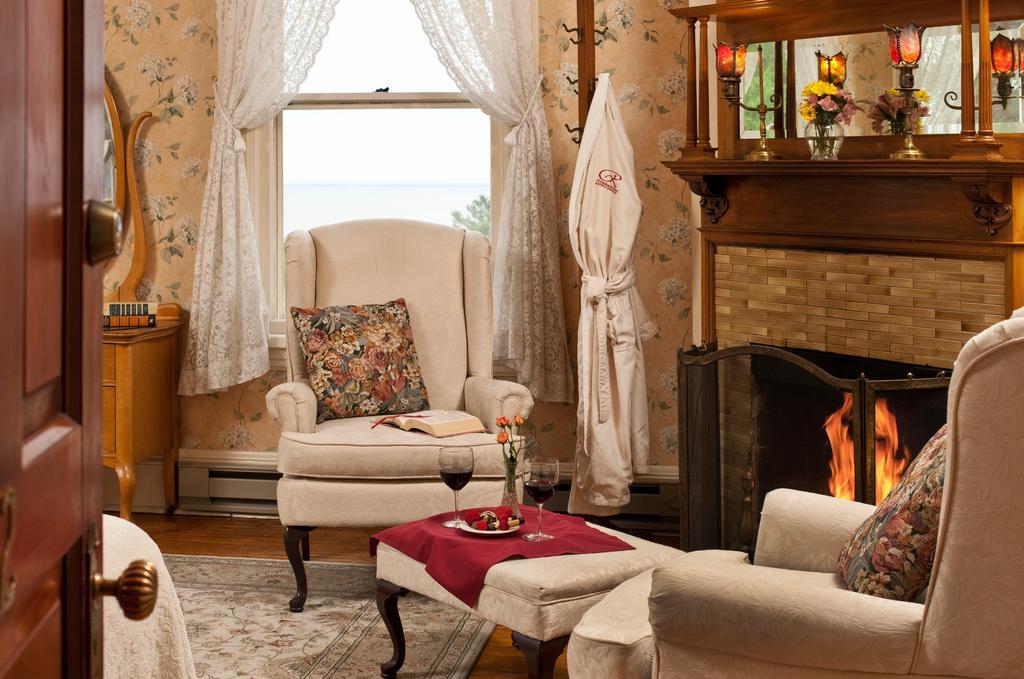 Old Rittenhouse Inn Бейфилд Номер фото