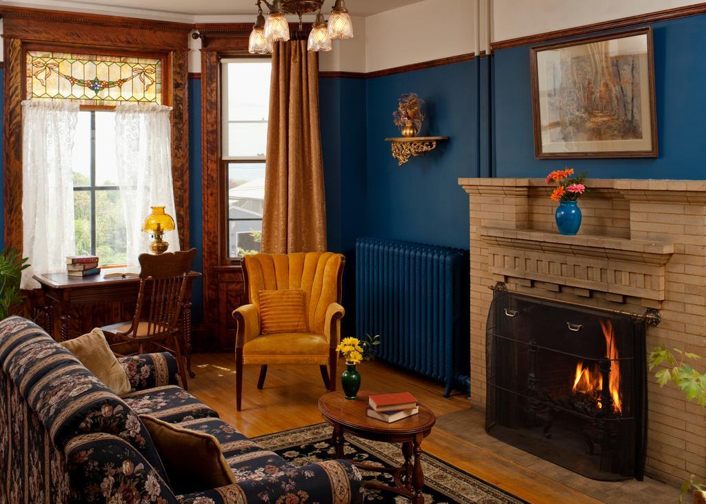 Old Rittenhouse Inn Бейфилд Экстерьер фото
