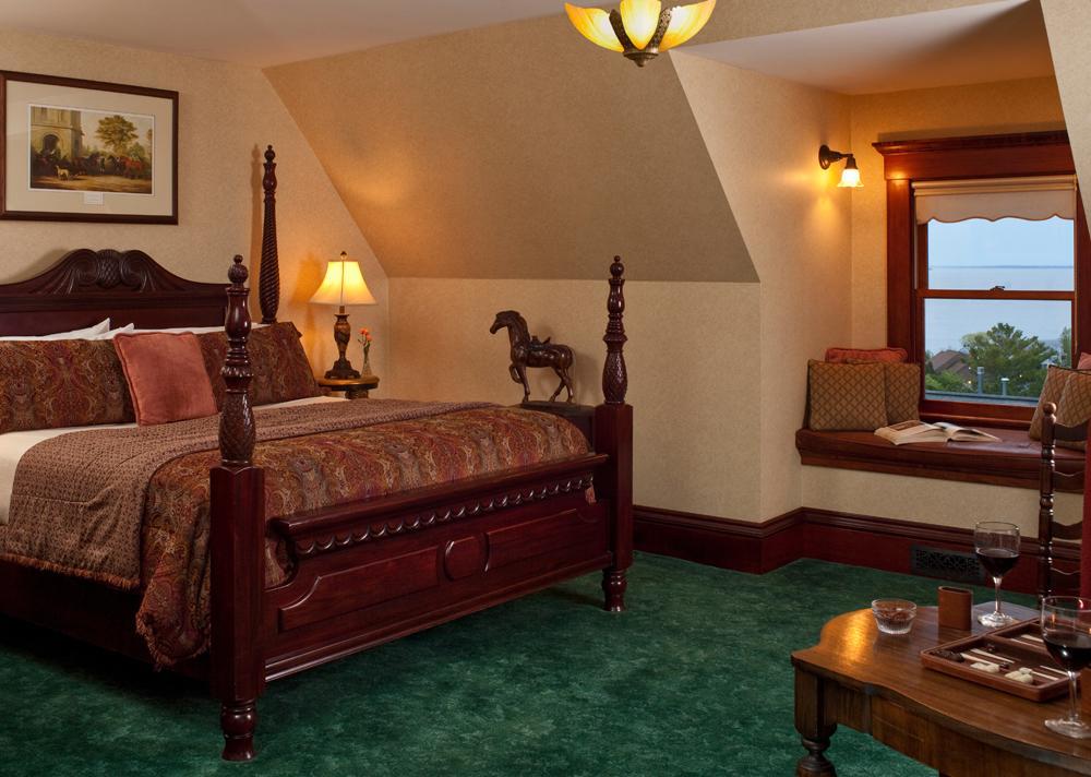Old Rittenhouse Inn Бейфилд Экстерьер фото
